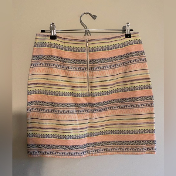 LOFT Multicolor Mini Skirt - size 6 - Picture 2 of 5